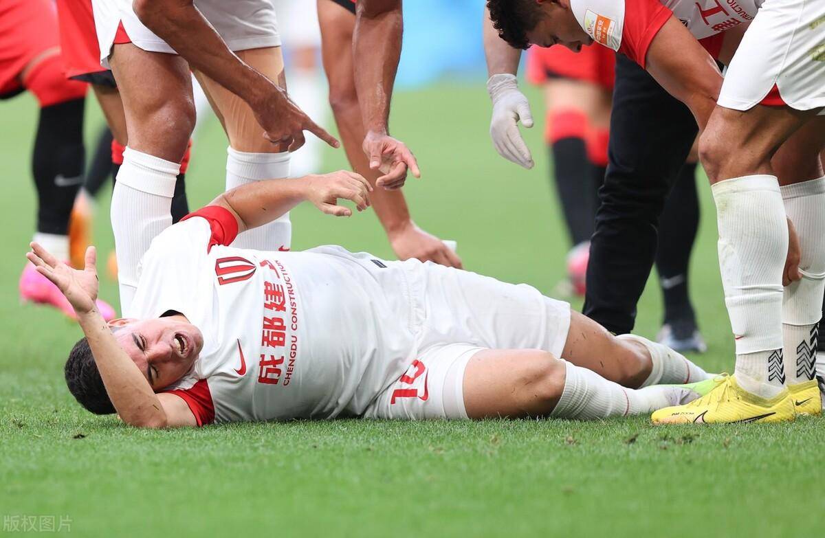 星空体育入口-关于多特蒙德发布备战花絮，集结日战术微调，中超任务艰巨，控场能力受关注的信息-星空体育入口